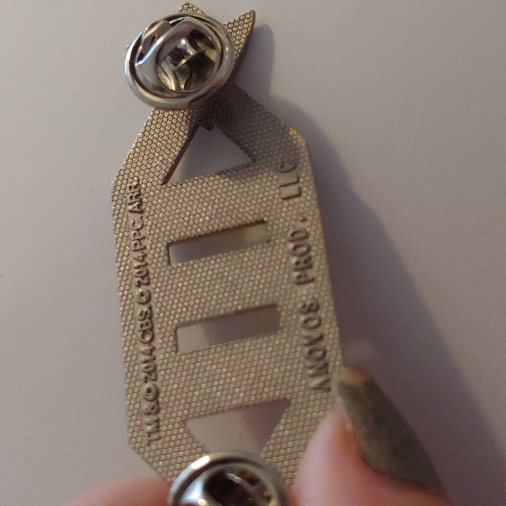 Star Trek movie era Captain rank pin authentic prop replica - Picture 5 of 6